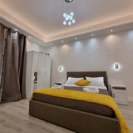 Апартаменты Apartment Near The Colosseum With Metro Line A A 2-Minute Walk Away *